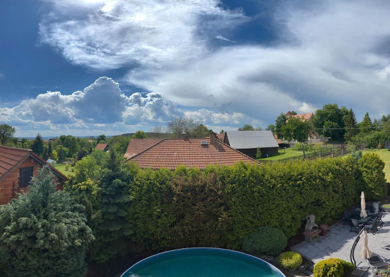 Ubytovani U Kloucku V Potvorove Bagian luar foto